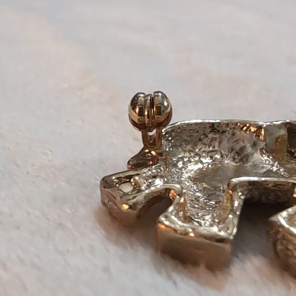 N/A vintage elephant